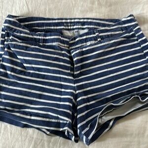 Old navy pixie blue and white striped shorts sz 16 working pockets